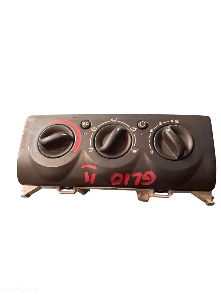 PANEL NAWIEWU RENAULT CLIO II X65AC - 1
