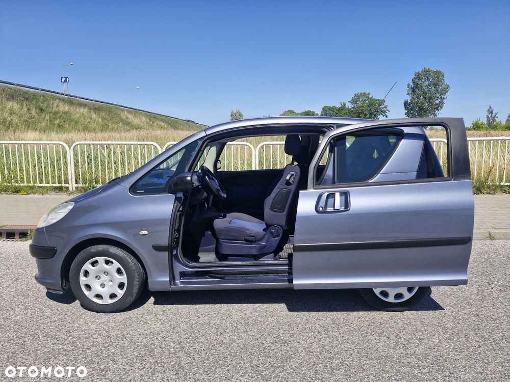 Peugeot 1007 - 4