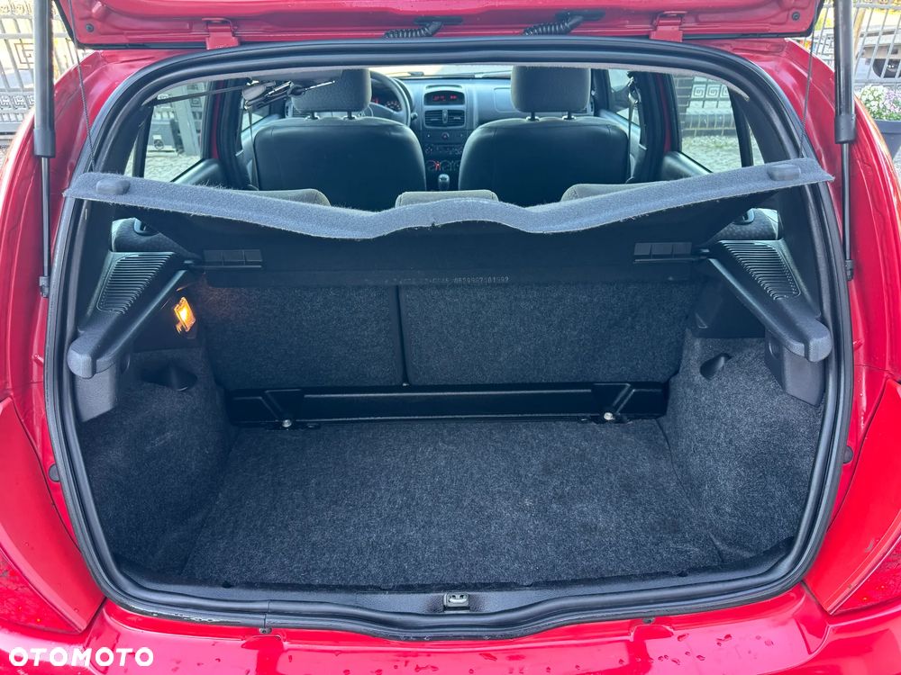 Renault Clio 1.2 Campus Authentique - 34