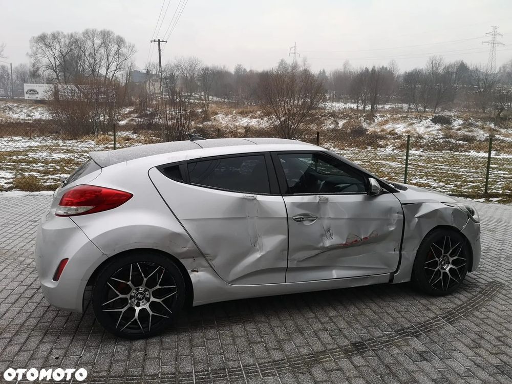 Hyundai Veloster 1.6 GDI Premium - 10