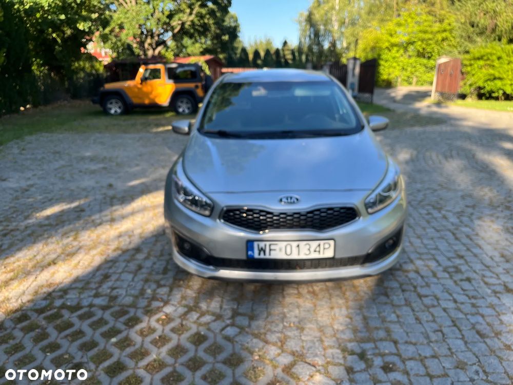 Kia Ceed 1.6 CRDi L DCT - 6