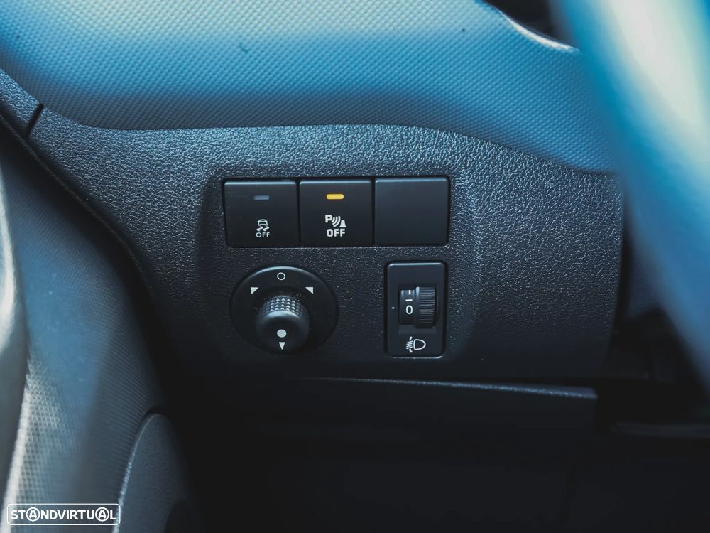 Citroën BERLINGO MONOSPACE 1.6 BLUEHDI 75 - 18