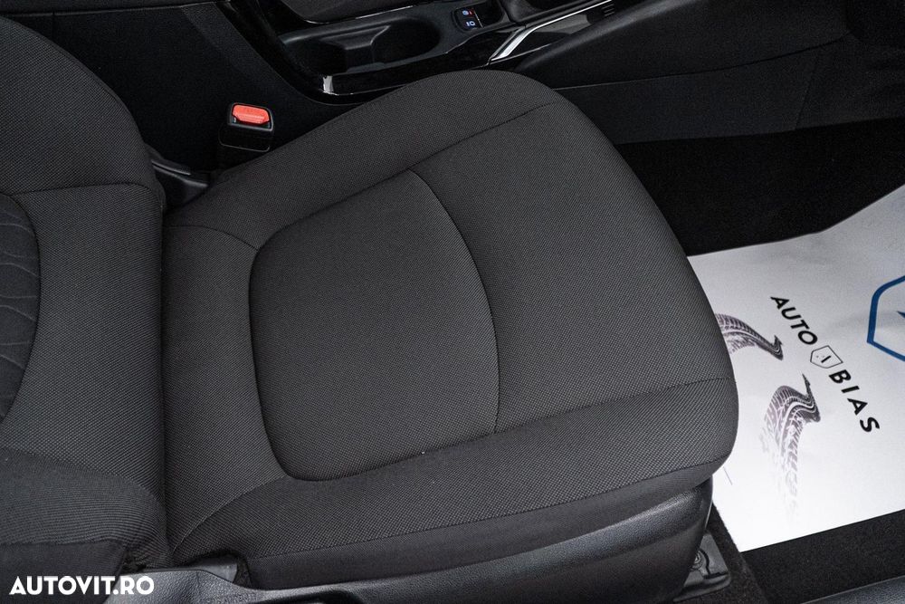 Toyota Corolla 1.8 HSD Dynamic - 39