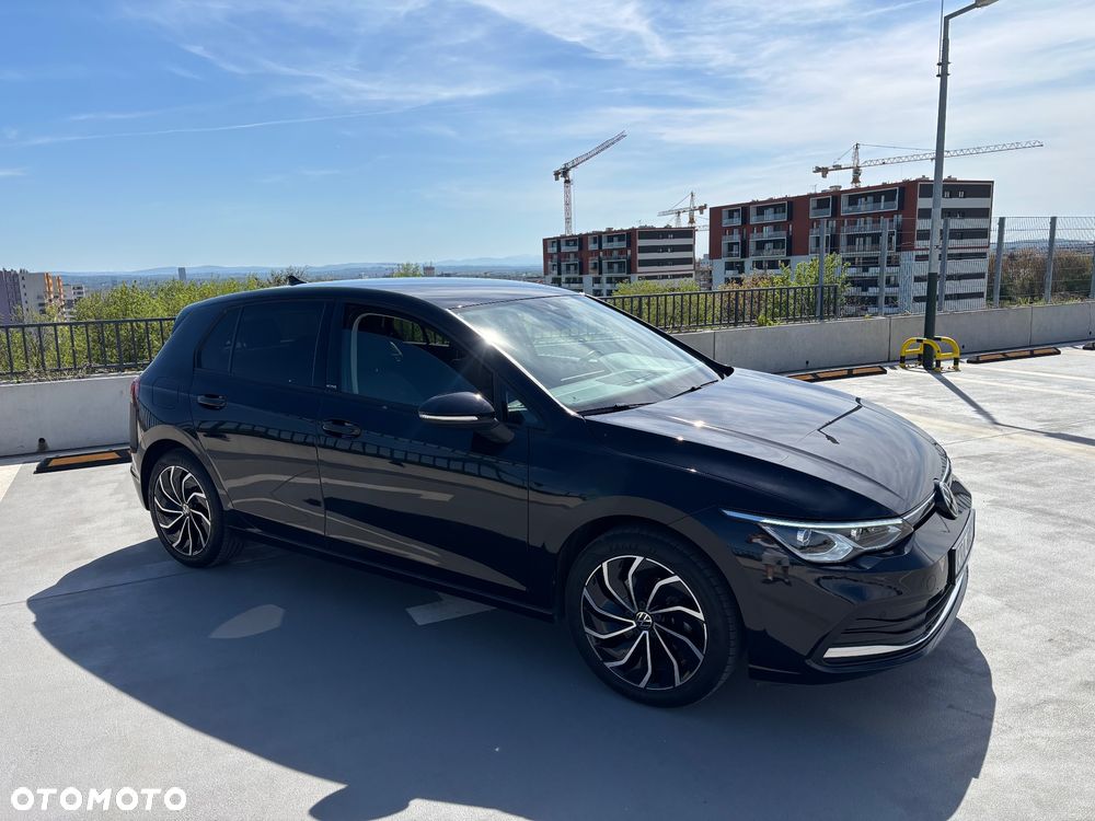 Volkswagen Golf 1.5 eTSI Active DSG - 11
