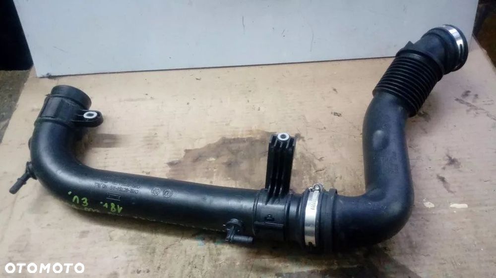 RURA INTERCOOLERA FIESTA MK8 1.0EB H1B1-9R504-AA - 2