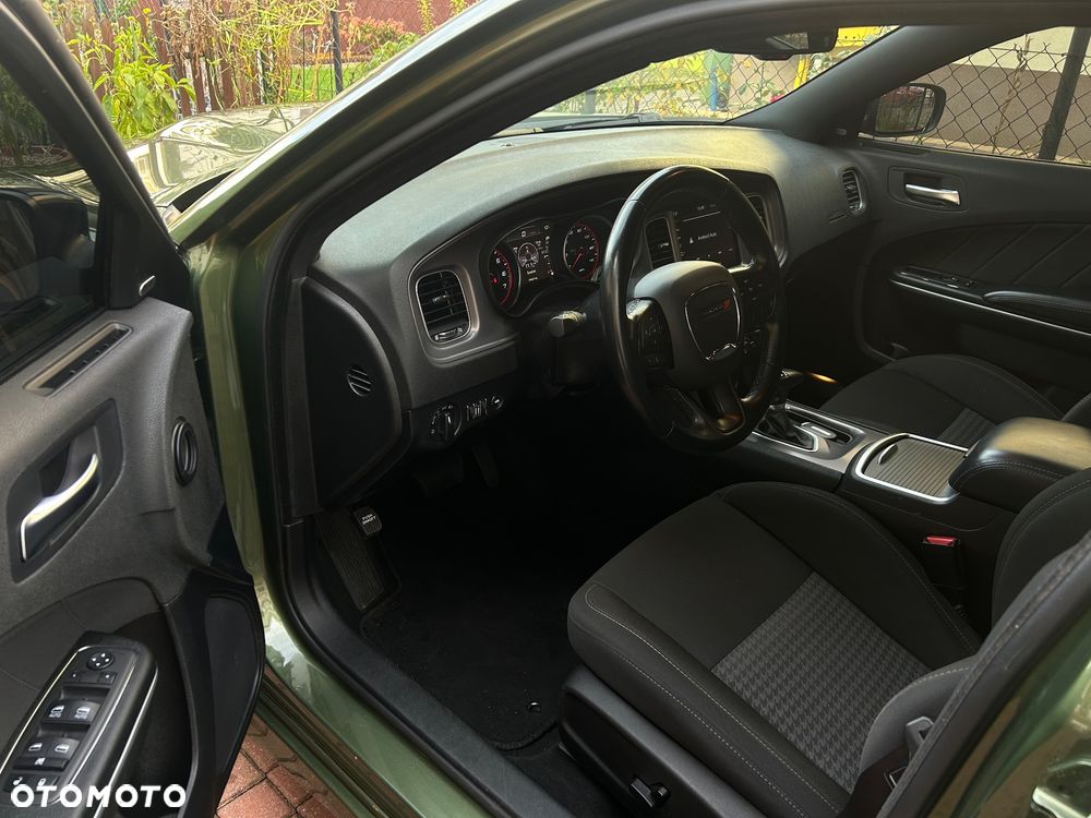 Dodge Charger 3.6 GT - 9