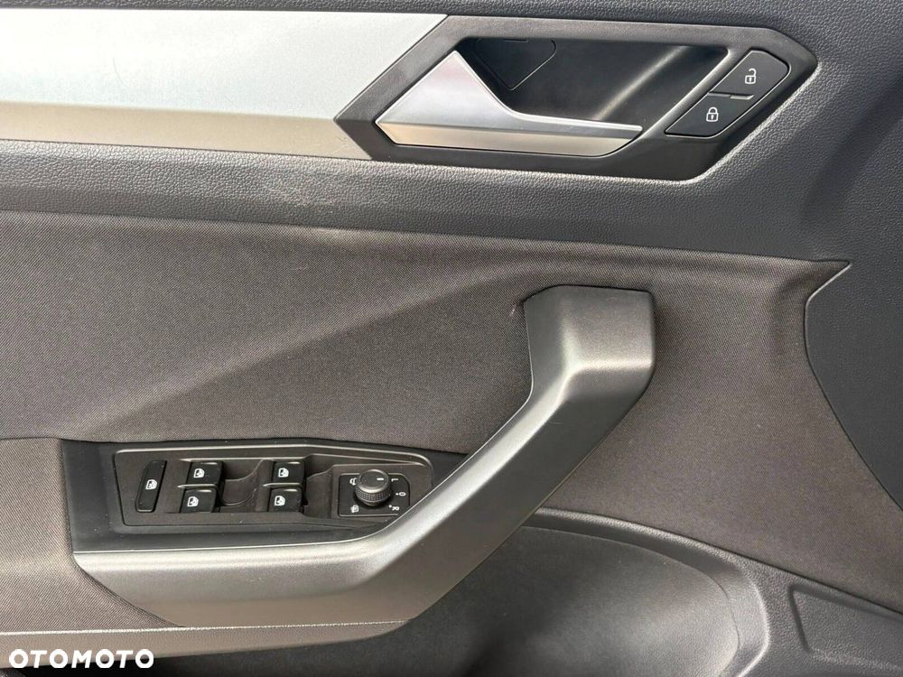 Volkswagen T-Roc 1.5 TSI Life DSG - 12