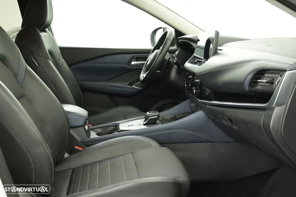 Nissan Qashqai 1.3 DIG-T N-Connecta Xtronic - 21