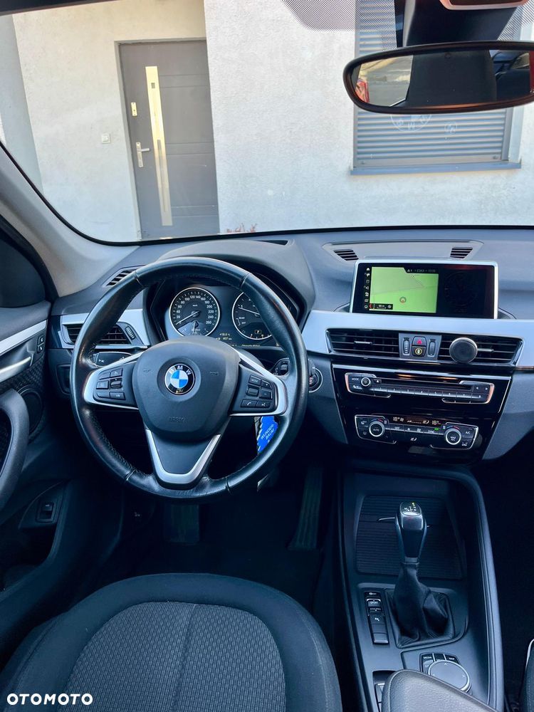 BMW X1 sDrive20d - 14