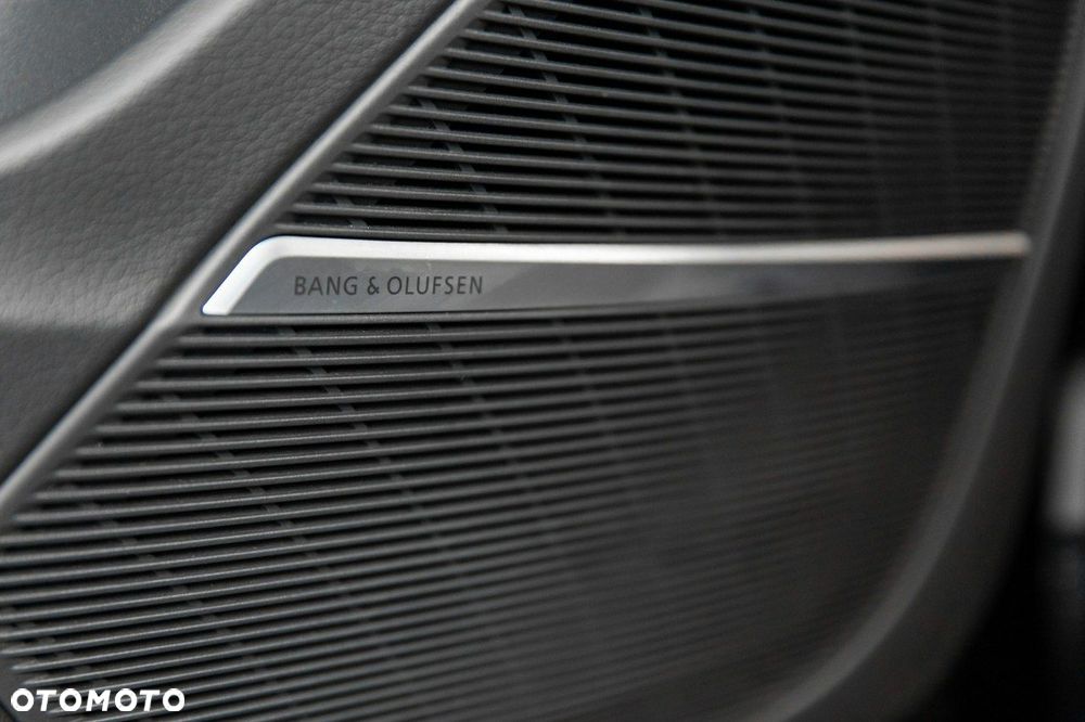 Audi RS Q8 TFSI Quattro Tiptronic - 28