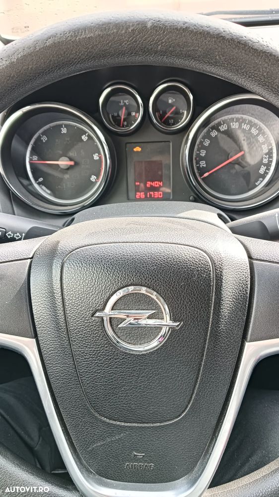 Opel Astra 2.0 CDTI DPF Sports Tourer - 8