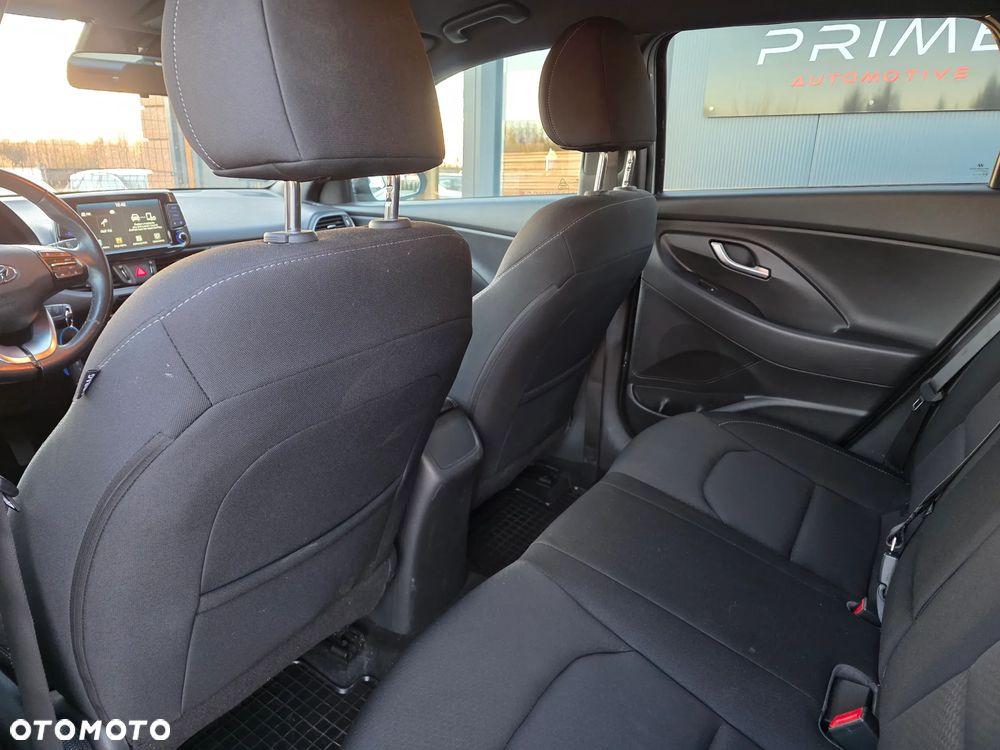 Hyundai i30 1.6 D Comfort - 17