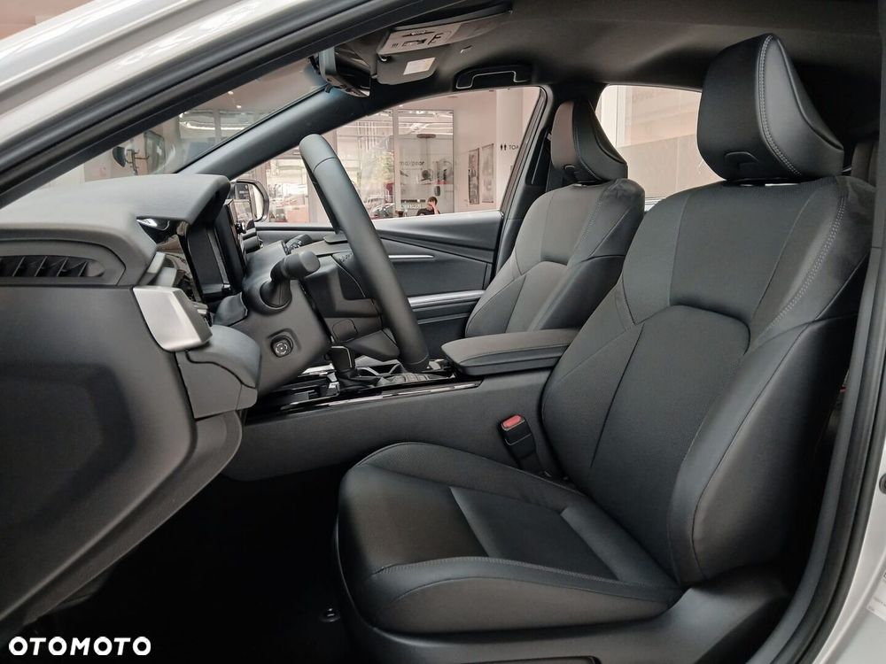 Toyota Camry - 11