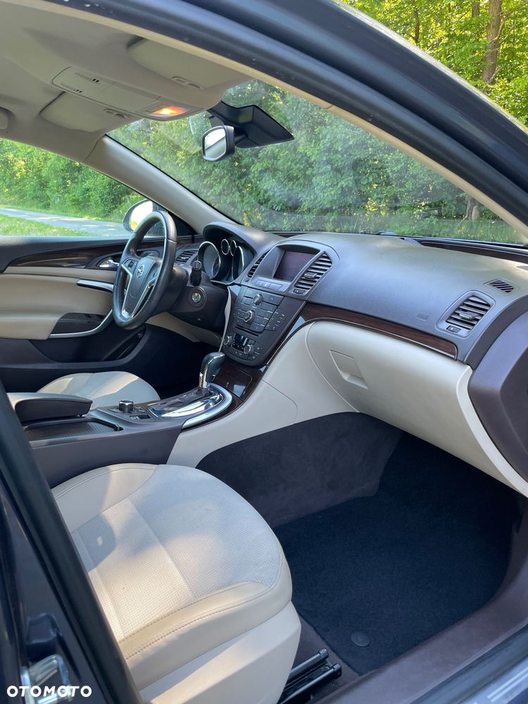 Opel Insignia - 21