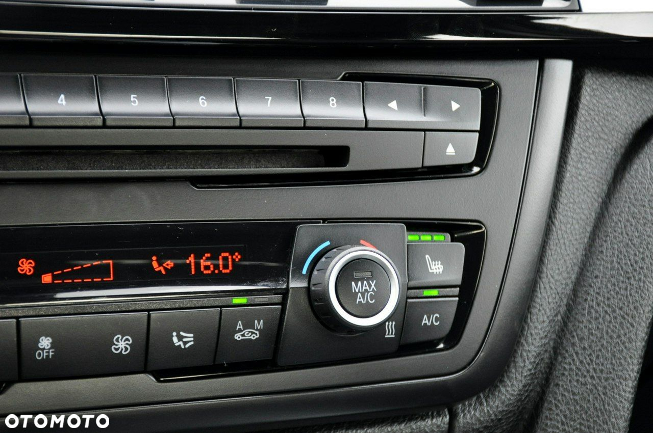 BMW Seria 3 - 34