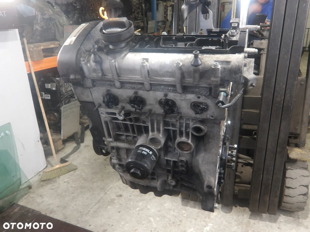 VW POLO IV 9N 3D (01-08) 1.4B SILNIK SŁUPEK BKY - 4