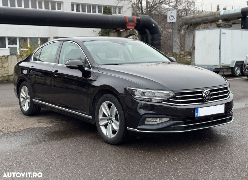 Volkswagen Passat 2.0 TDI DSG Highline - 1