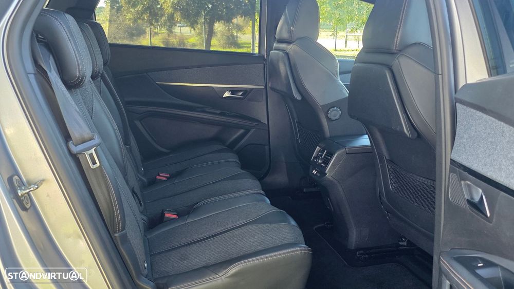 Peugeot 5008 1.6 BlueHDi GT Line EAT6 - 14