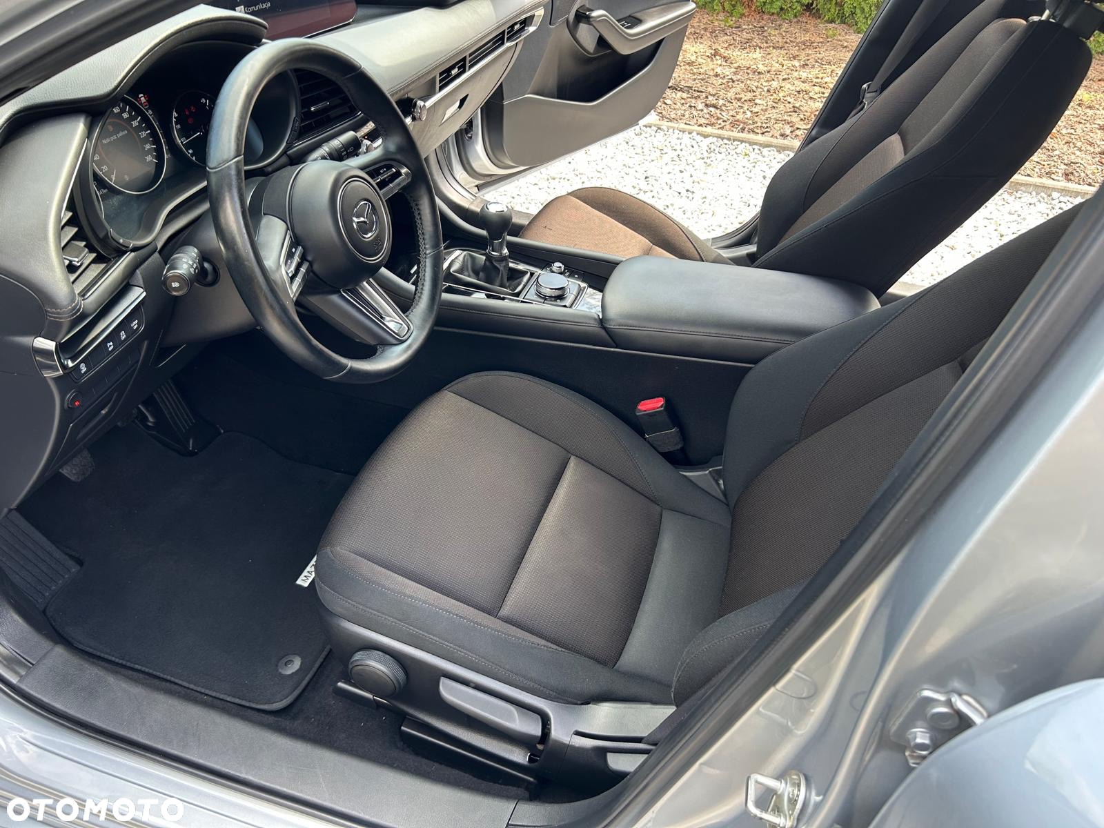 Mazda 3 e-SKYACTIV-G 2.0 M HYBRID 150 HOMURA - 17