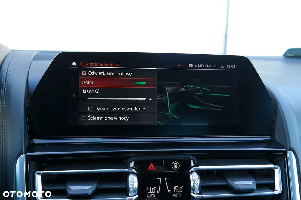 BMW Seria 8 - 34