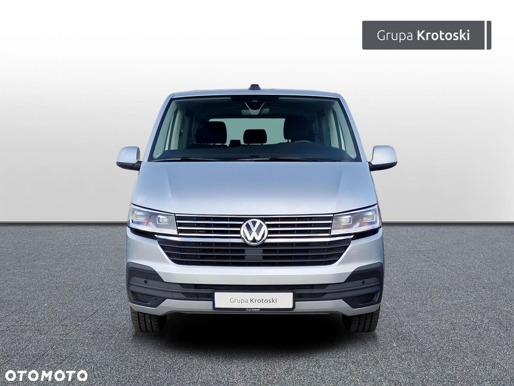 Volkswagen Caravelle - 9