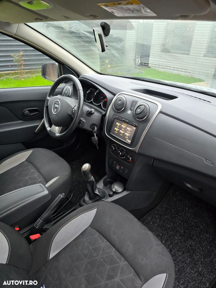 Dacia Sandero TCe 90 Laureate - 7