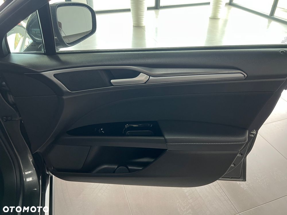 Ford Mondeo SW - 36