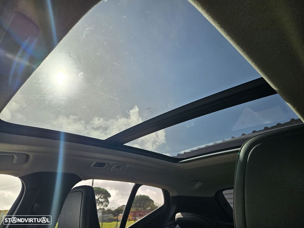 Volvo XC 40 D4 AWD Geartronic Momentum Pro - 54