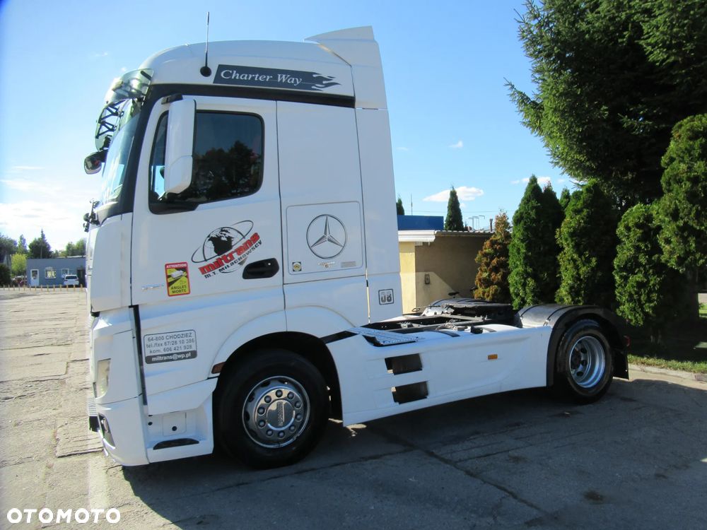 Mercedes-Benz ACTROS - 3