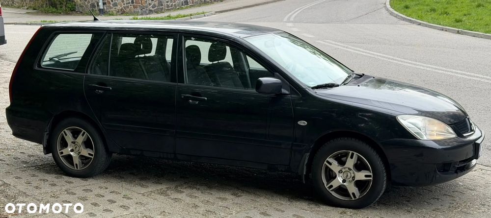 Mitsubishi Lancer - 3