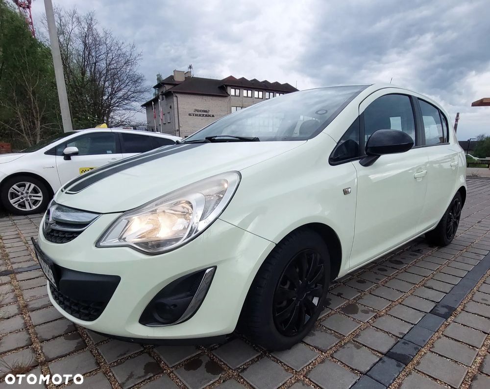 Opel Corsa - 8