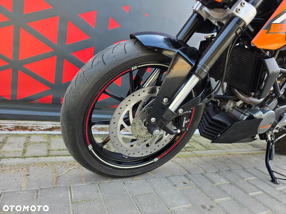KTM Duke 125 - 13