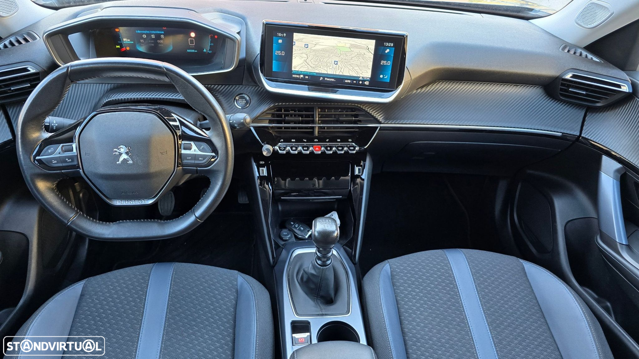 Peugeot 2008 - 9
