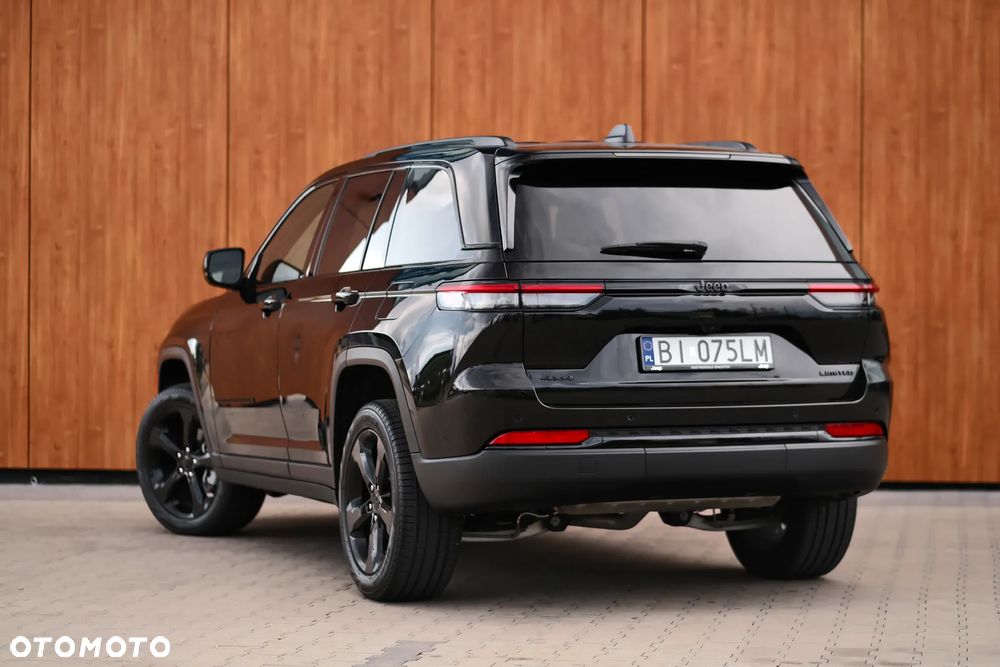 Jeep Grand Cherokee - 7