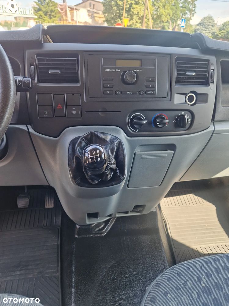 Ford Transit - 9