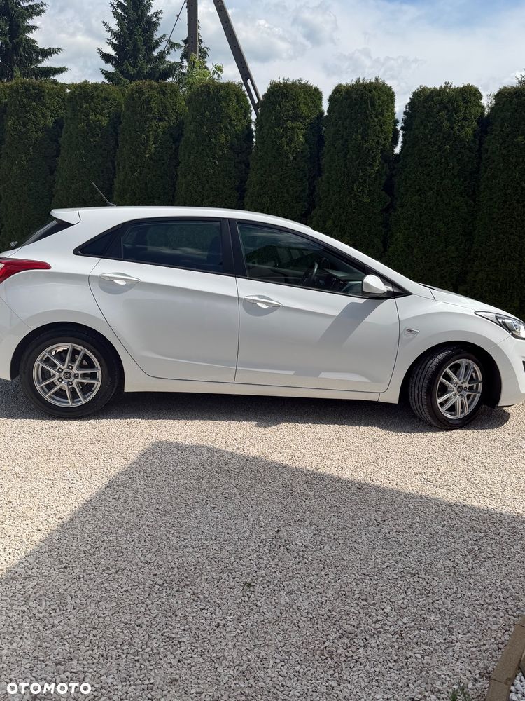 Hyundai i30 1.4 Classic - 10