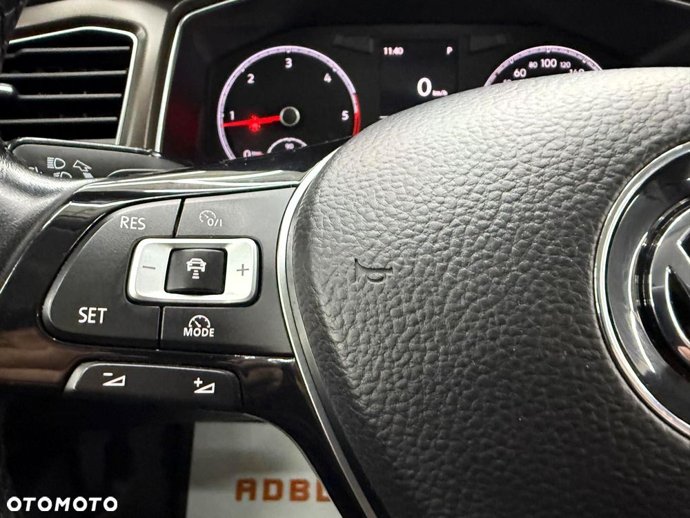 Volkswagen T-Roc 2.0 TDI SCR 4MOTION DSG Sport - 16