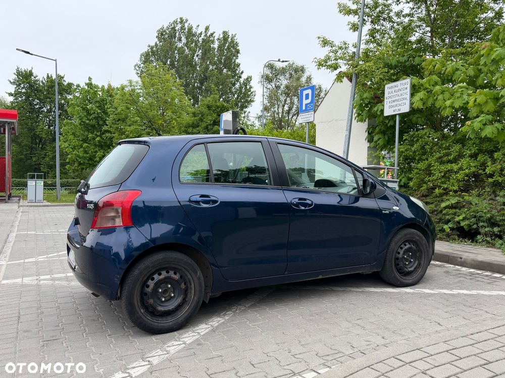 Toyota Yaris - 6