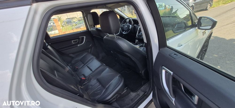 Land Rover Discovery Sport - 9