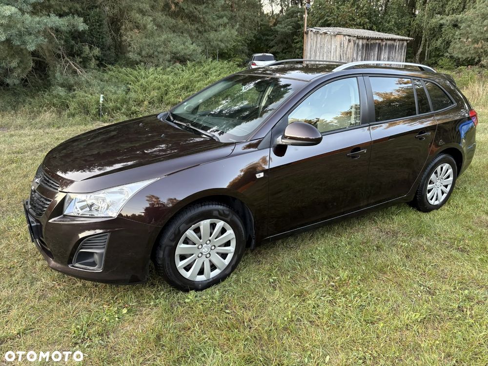 Chevrolet Cruze 1.6 LT - 1