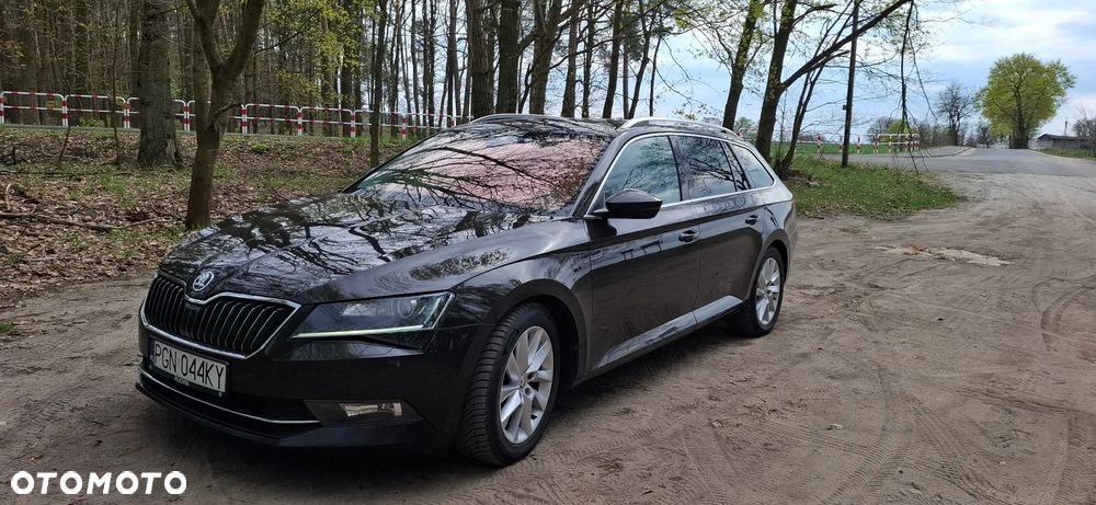 Skoda Superb 2.0 TDI Style - 3