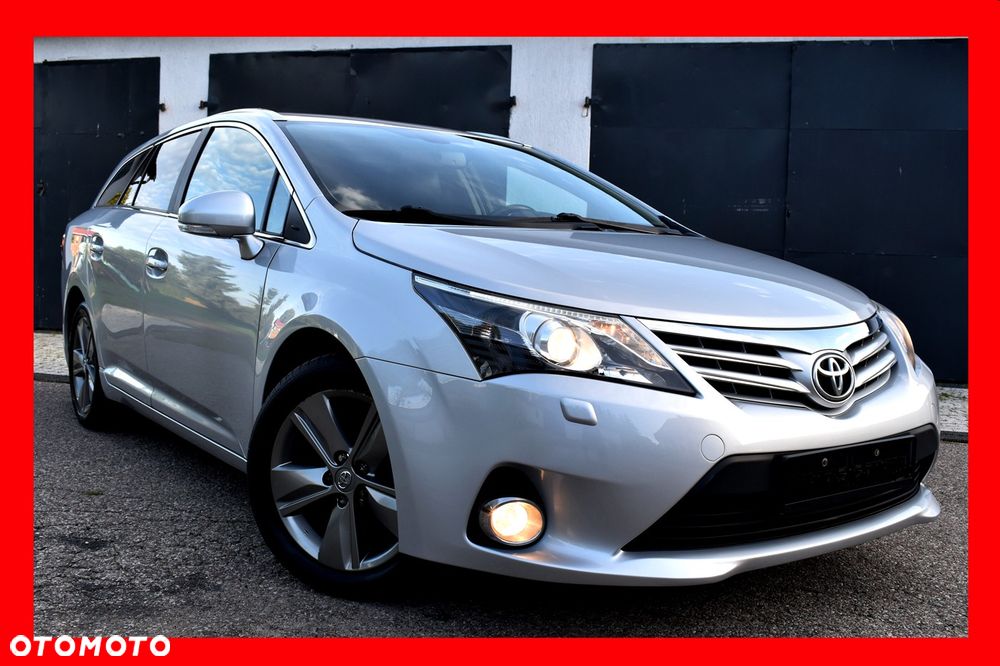 Toyota Avensis 1.8 Sol NAVI - 1