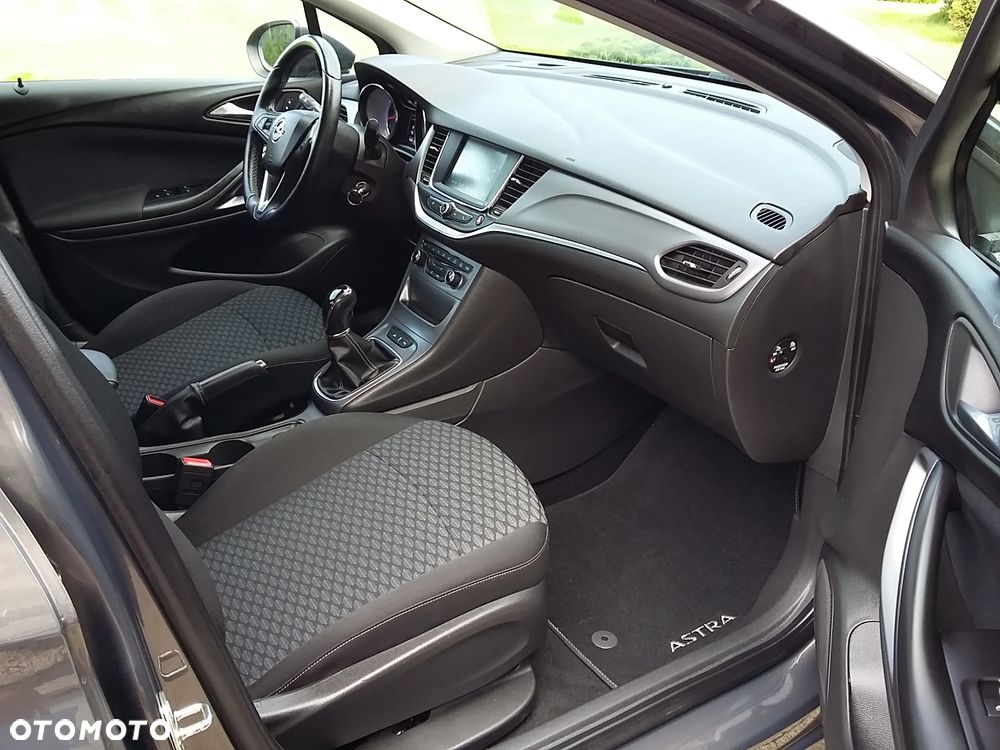 Opel Astra 1.4 Turbo Color Edition - 15