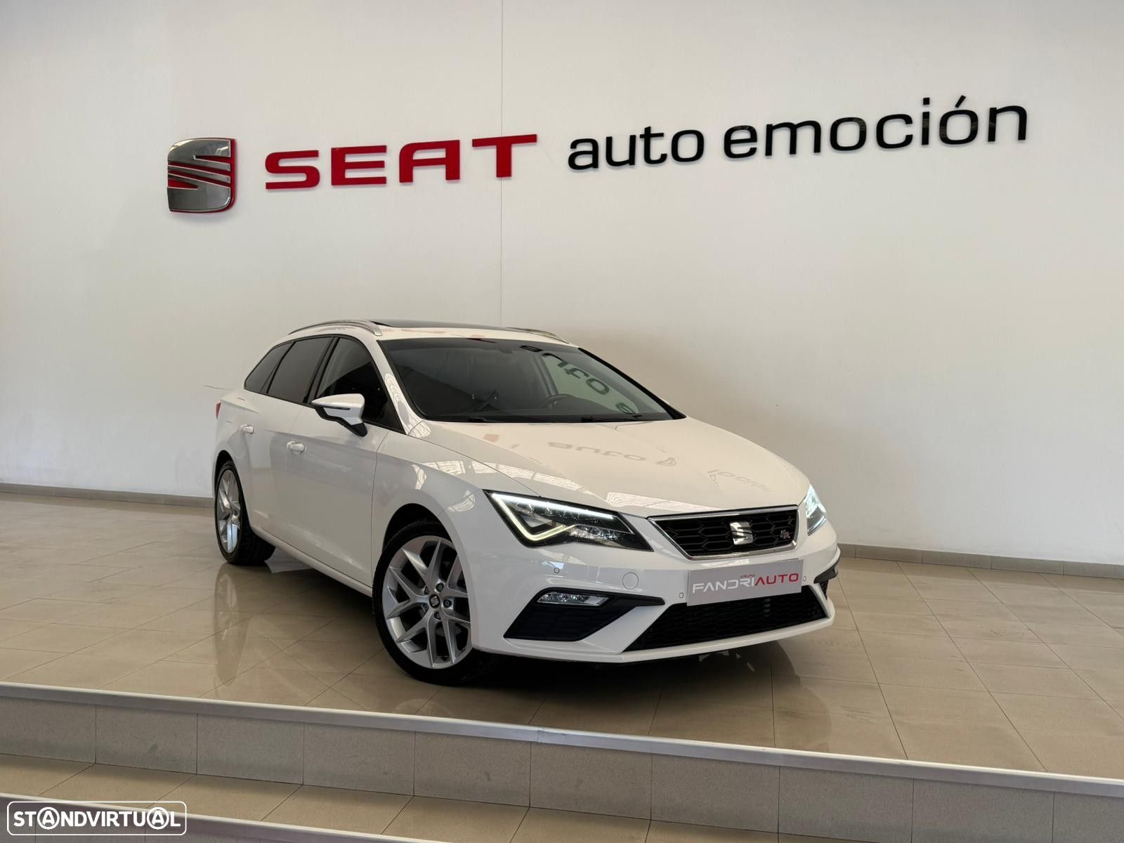 SEAT Leon ST 2.0 TDI FR S/S - 1
