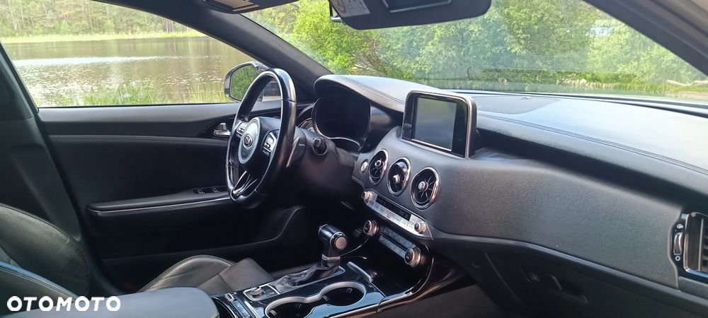 Kia Stinger 2.0 T-GDI XL - 9