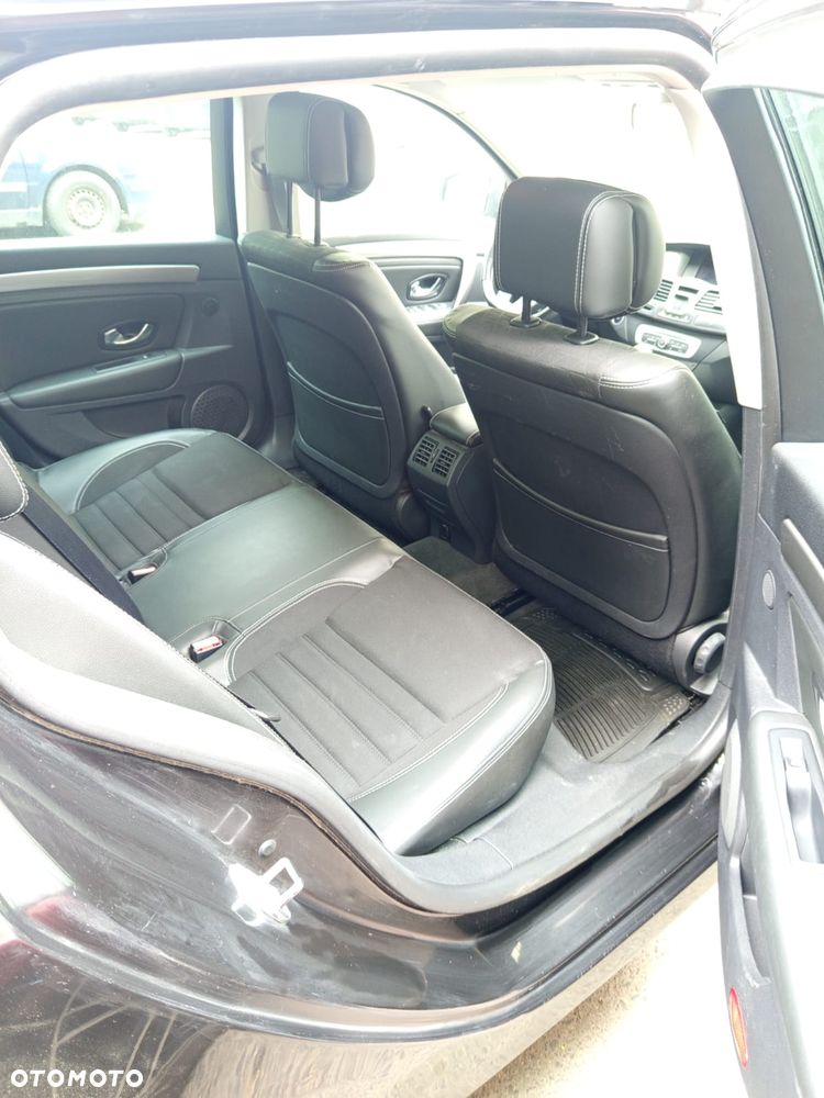 Renault Laguna dCi 110 FAP EDC Limited - 12