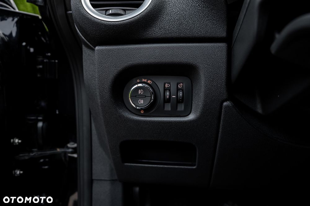 Opel Corsa 1.6T OPC - 18