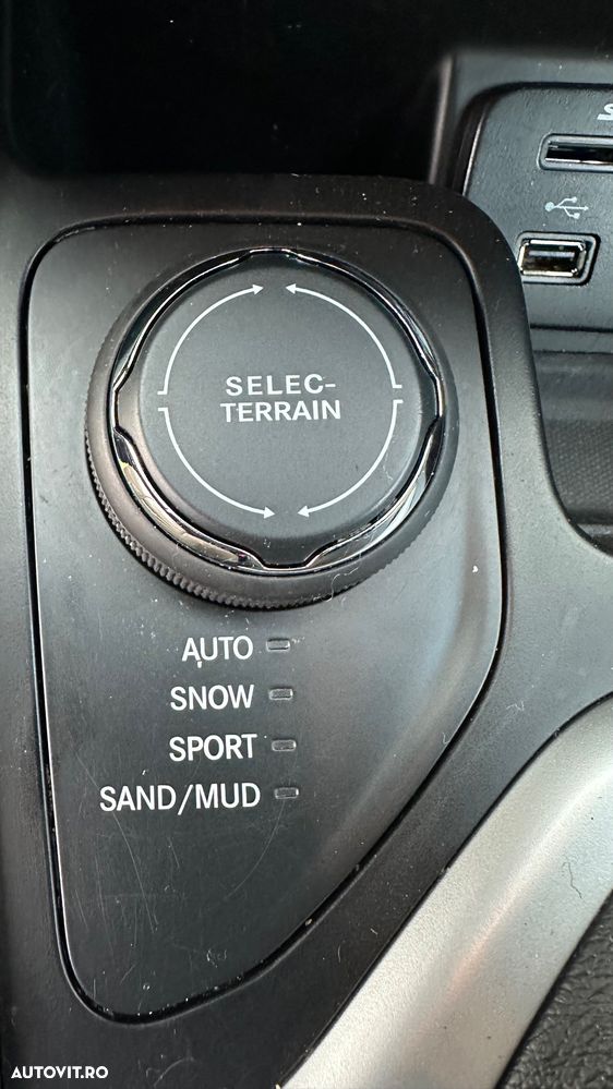 Jeep Cherokee 2.2 MJet AWD Limited - 32