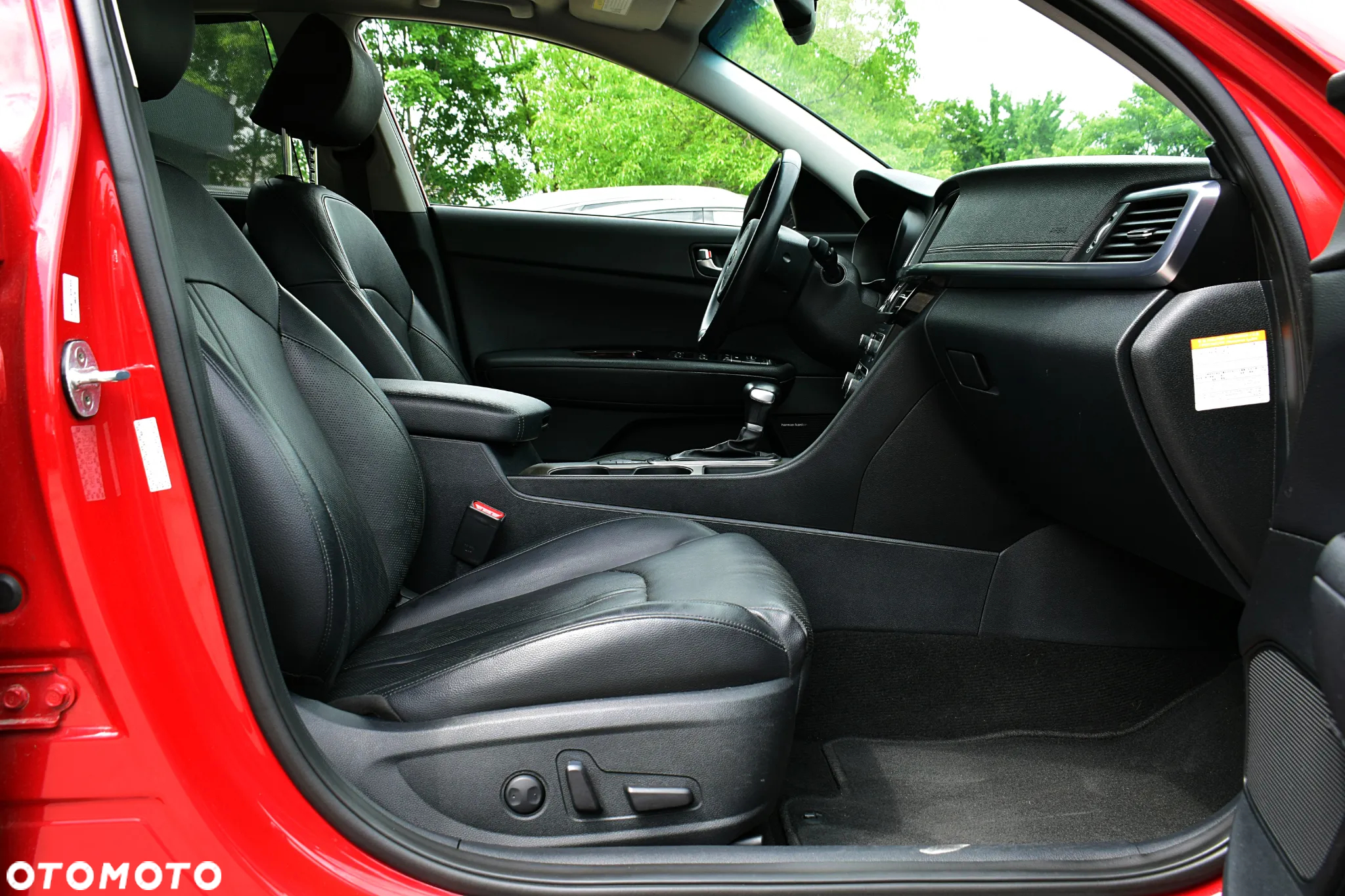 Kia Optima Plug-in Hybrid - 8