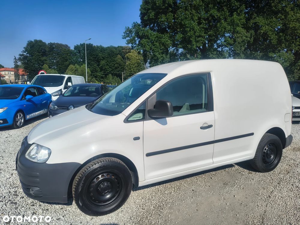 Volkswagen Caddy - 10